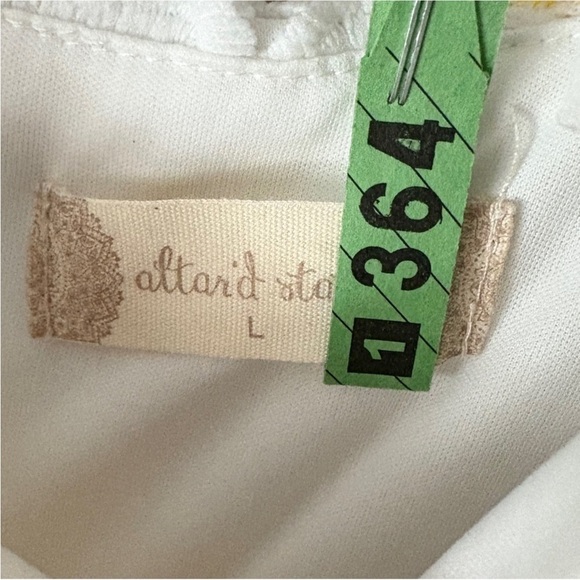 Altar'd State Daisy Eyelet Ribbon Strap White Yellow Mini Lined Dress size Large - Picture 5 of 9